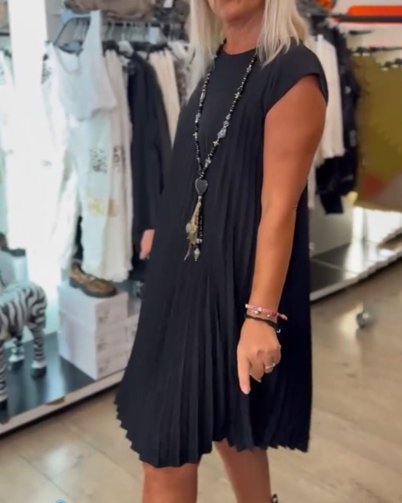 Alora | Pleated Chic Dress