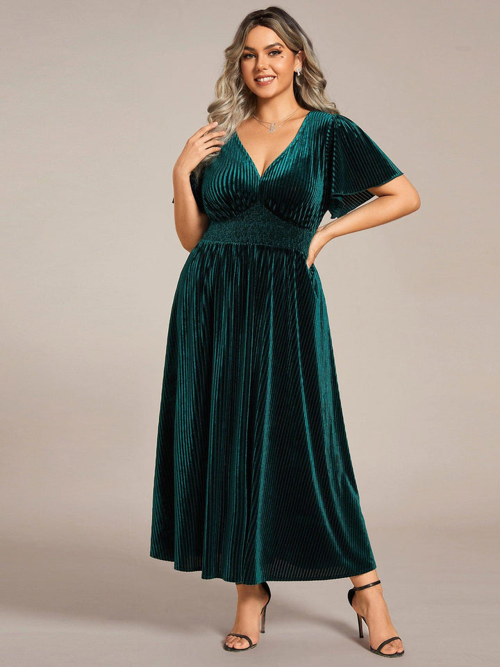 Bettina | Plus Size Velvet Dress