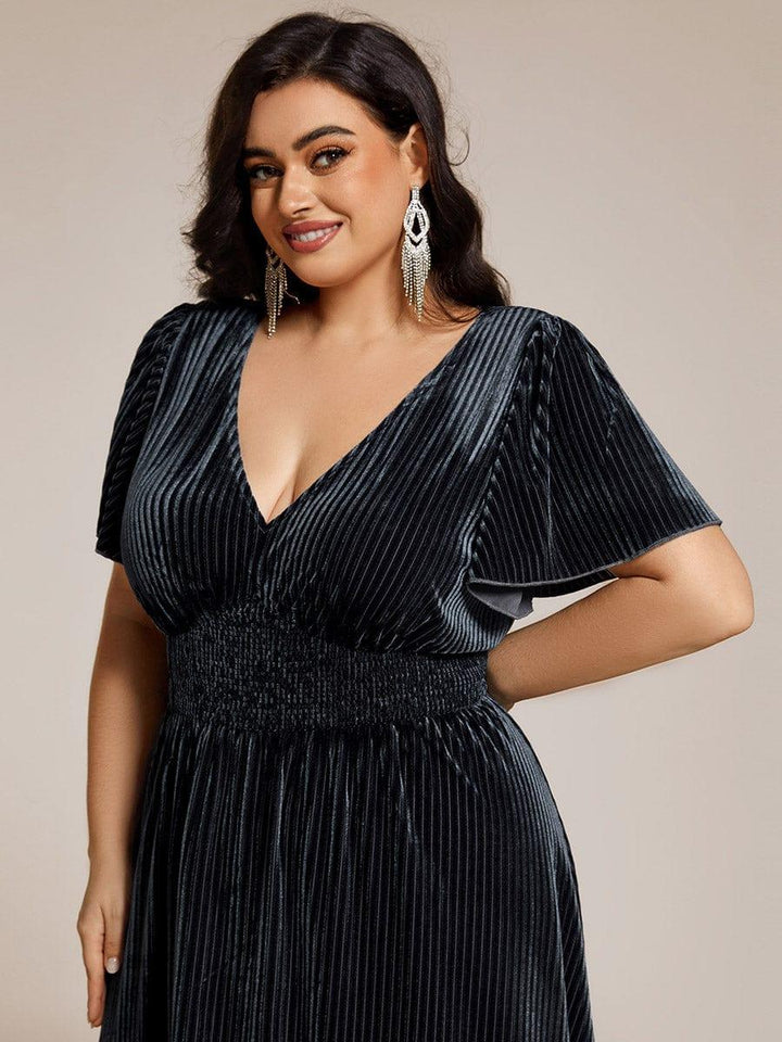 Bettina | Plus Size Velvet Dress