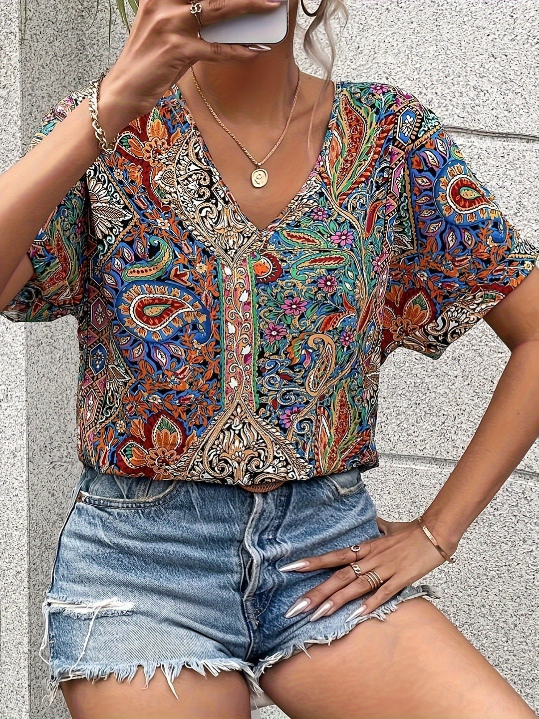 Marina | Art Print Chic V-Neck Blouse